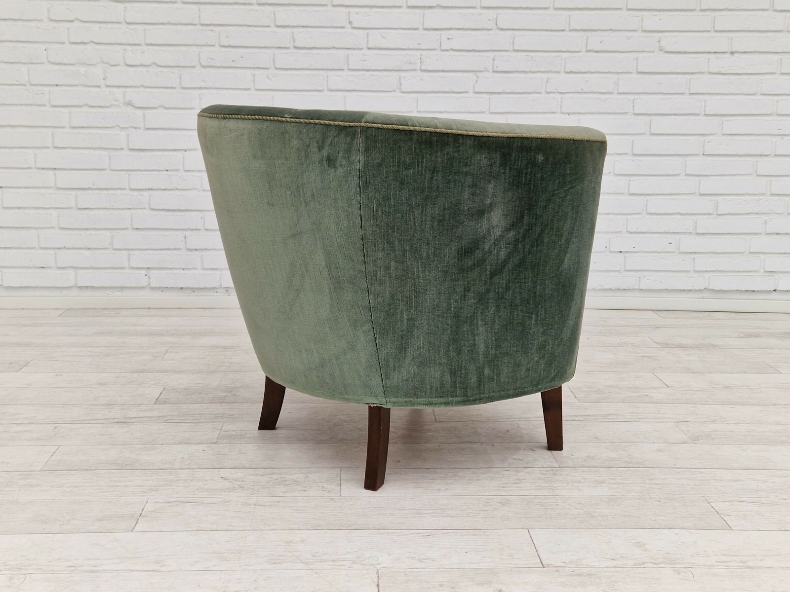 1960s, Danish Design, Curved Loungechair, Original Very Good Condition. photo Furniture