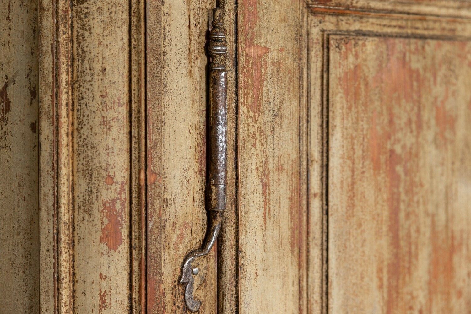 6613.0 Large 18thc French Painted Pine Armoire photo
