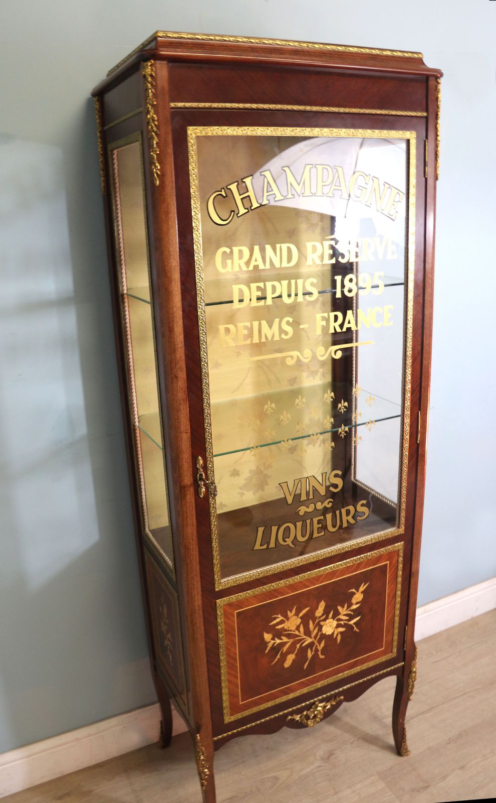 A Lovely 20th Century Mahogany Veneered, Floral Inlaid And Metal Mounted Vitrine Or Display Cabinet. photo 1695.0