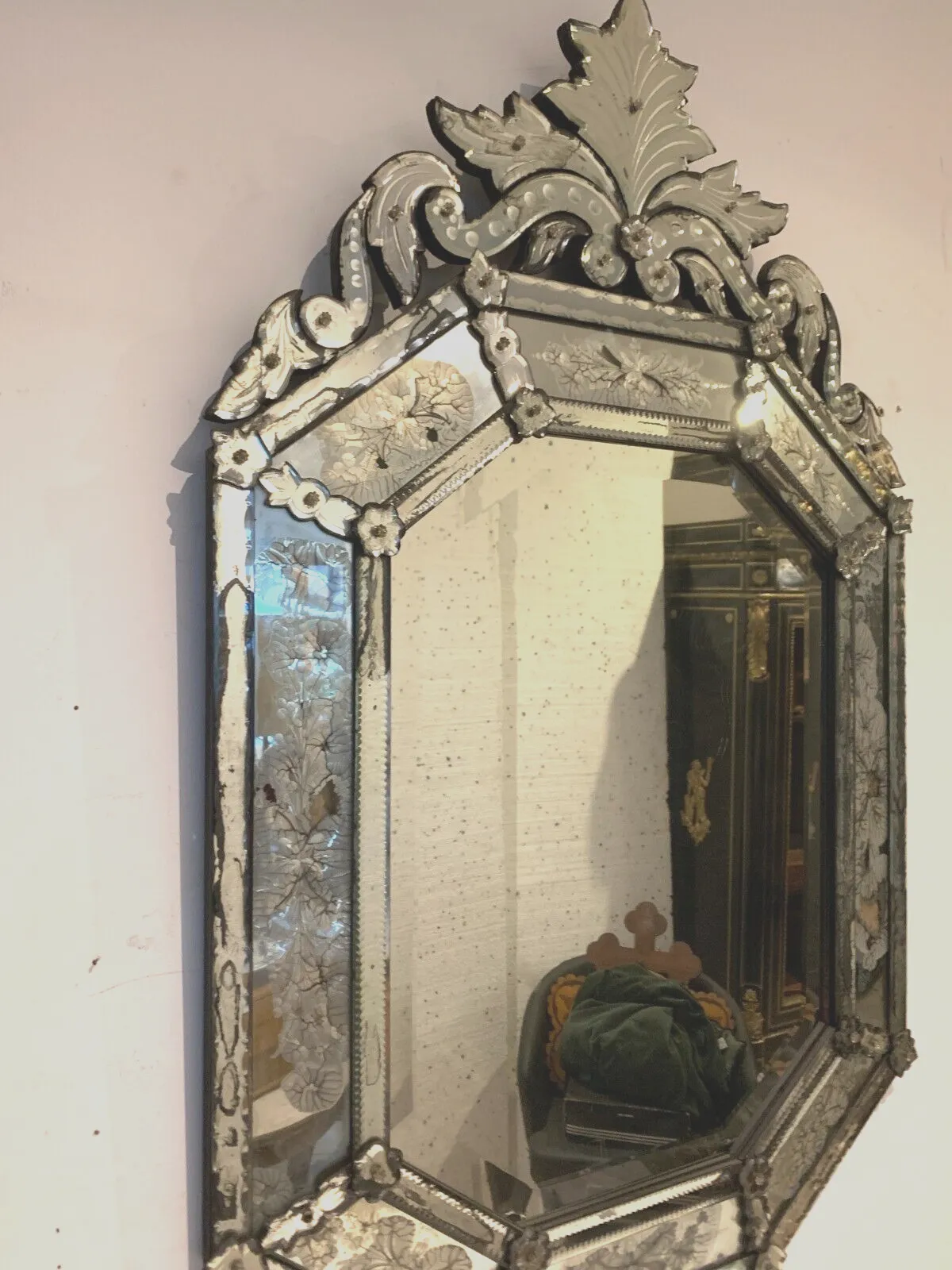 Venetian Mirror With Pare Close XX Century photo furniture