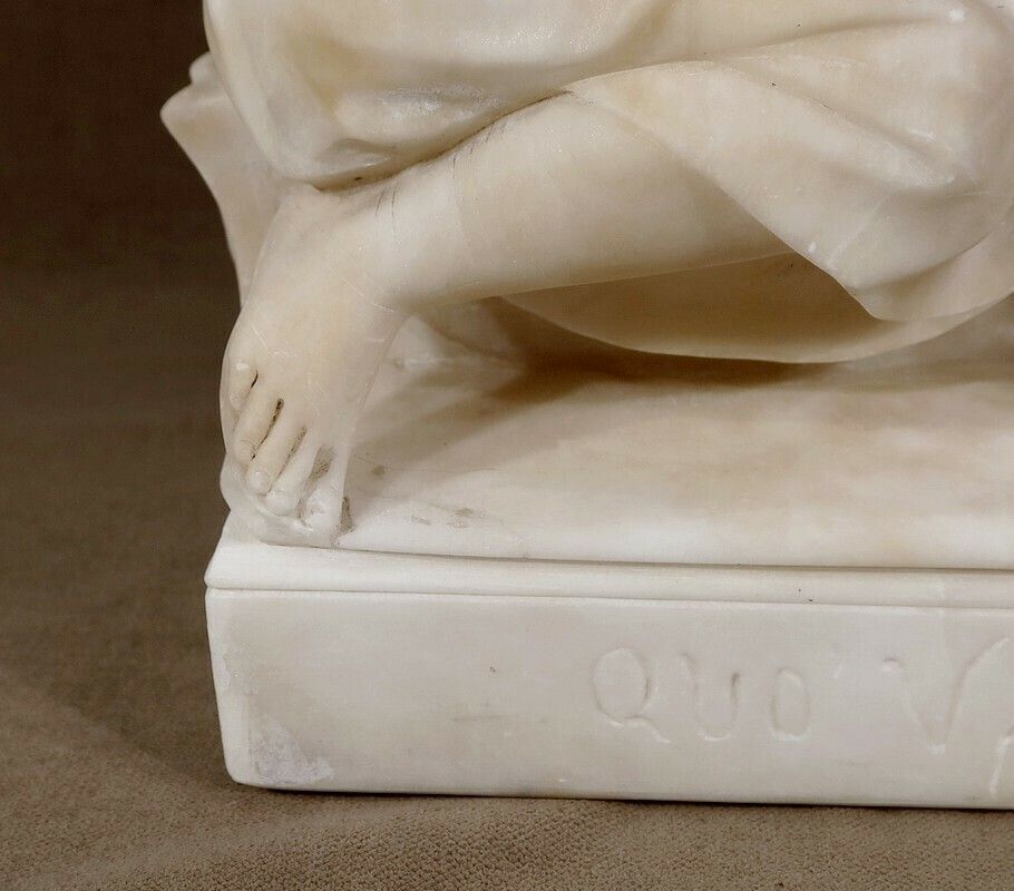 photo vintage Marble Sculpture “Quo Vadis”, From The Novel Of Sienkiewicz – 1900