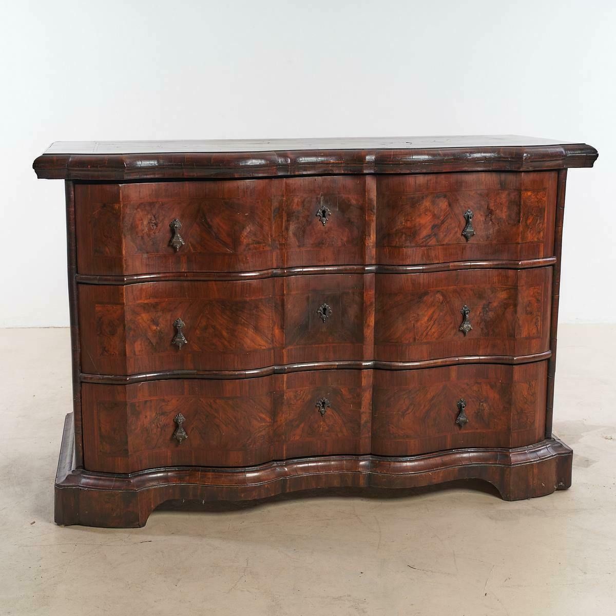 Mosso Emilian Chest Of 1600, 1600s