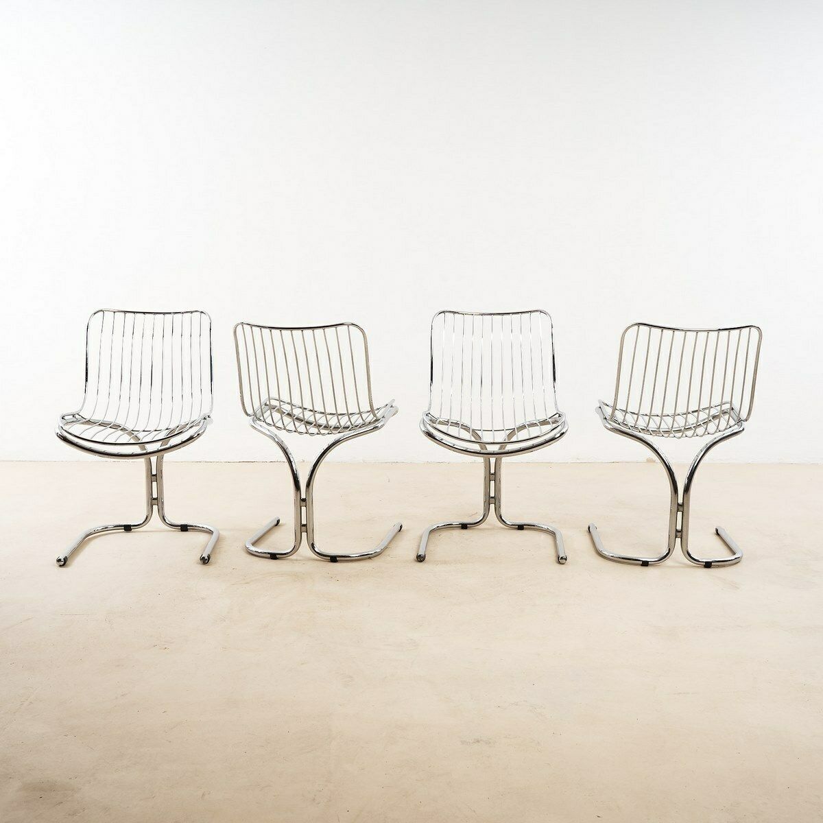 4pcs Chairs Design Gastone Rinaldi For Rima photo vinterior