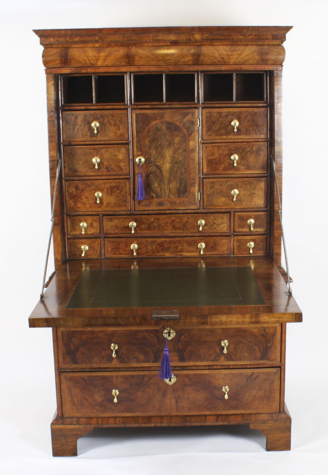 photo furniture Antique Queen Anne Walnut Secretaire Chest / Escritoire, Circa 1710 18th C