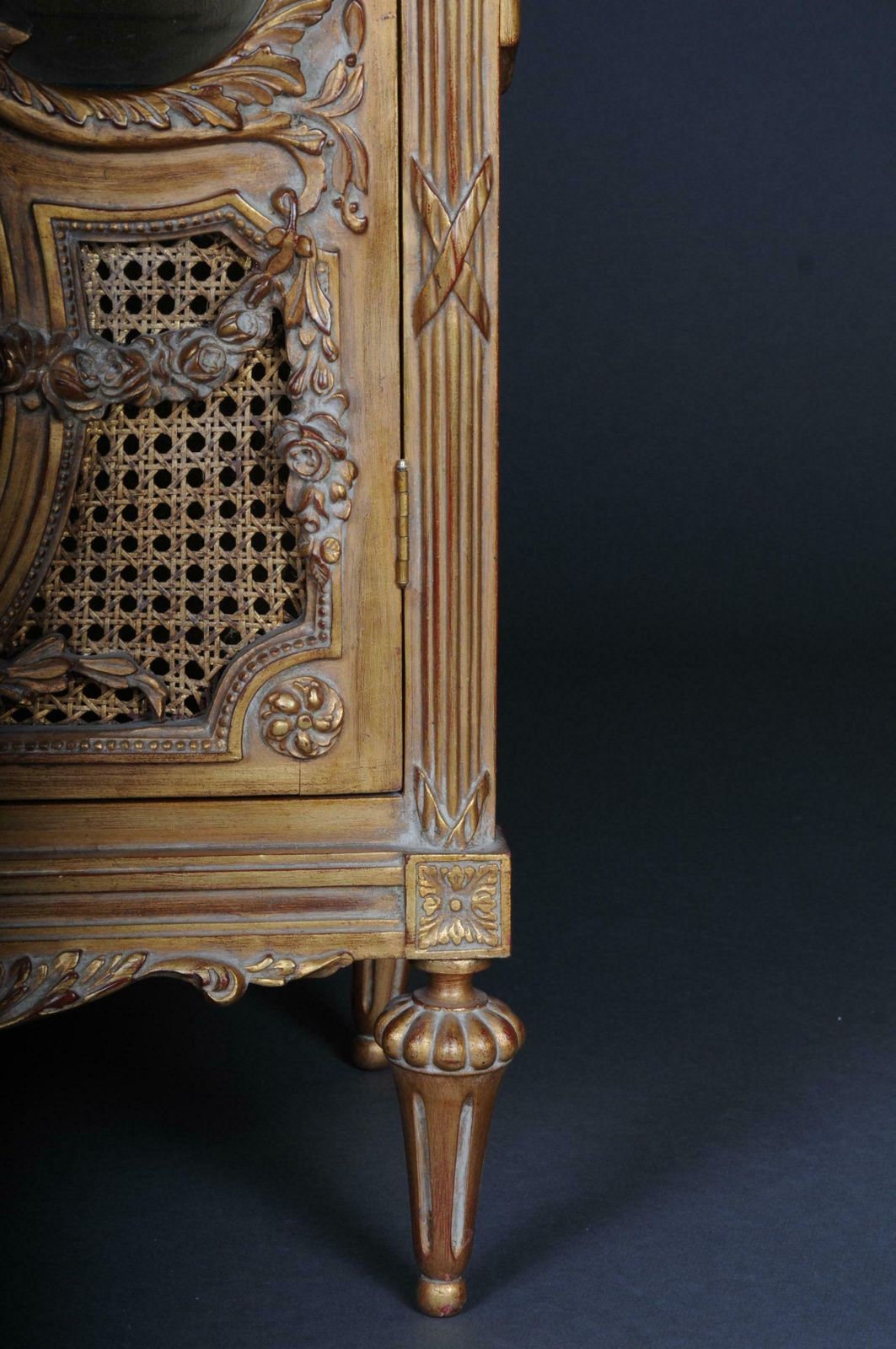 20th Century Elegant French Showcase In Louis XVI Style photo furniture
