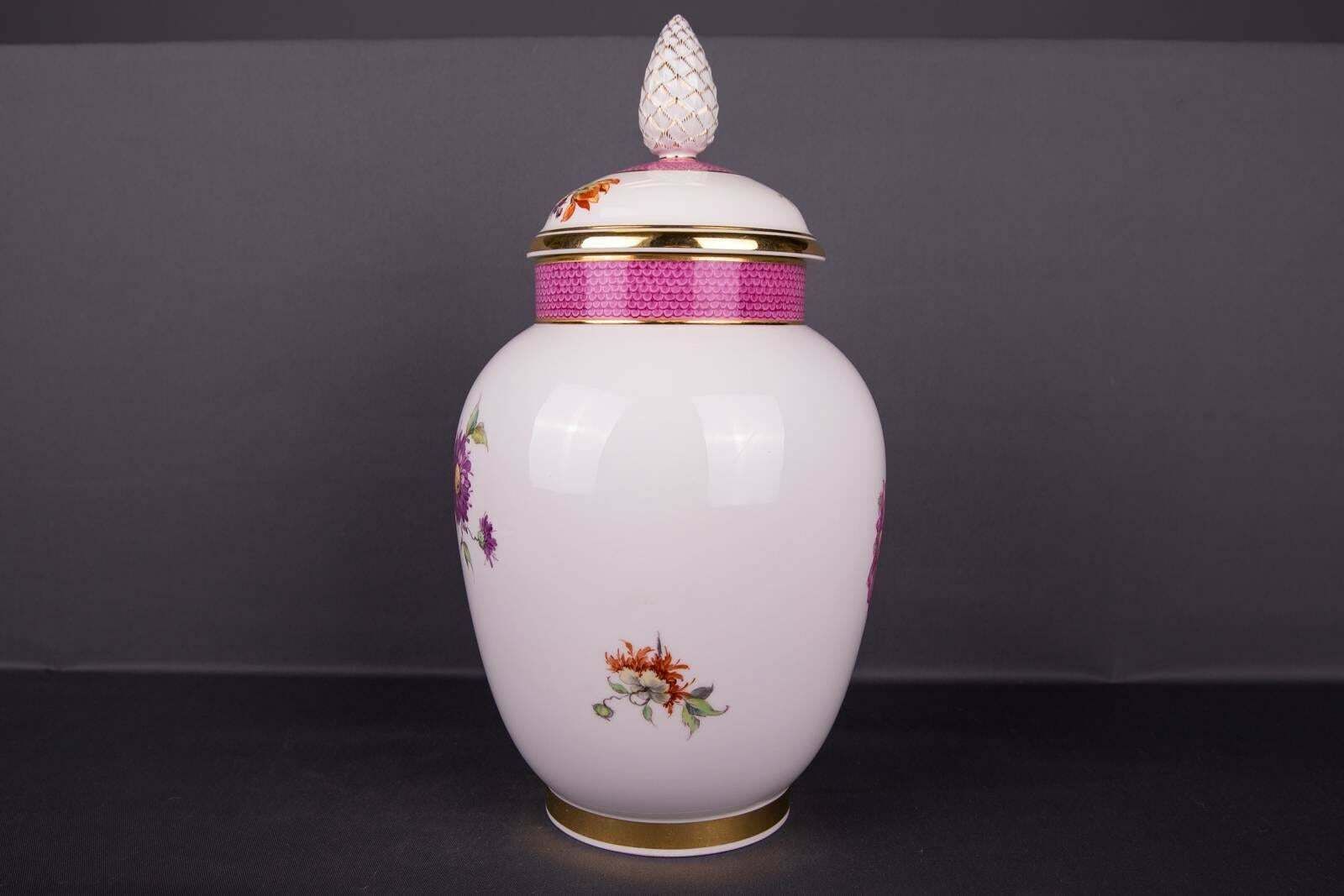 20th Century Kpm Berlin Potpourri Vase Breslauer Stadtschloss photo for sale