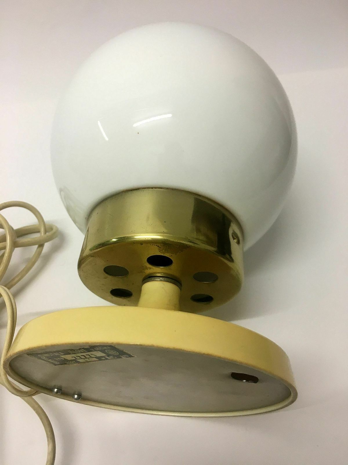 Retro Table Lamp photo vinterior