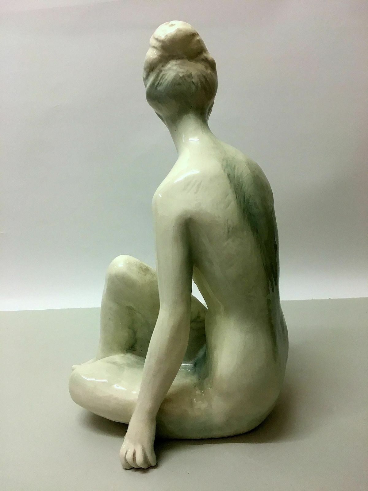Statue "Woman With A Necklace" Bohumil Kokrda photo vinterior