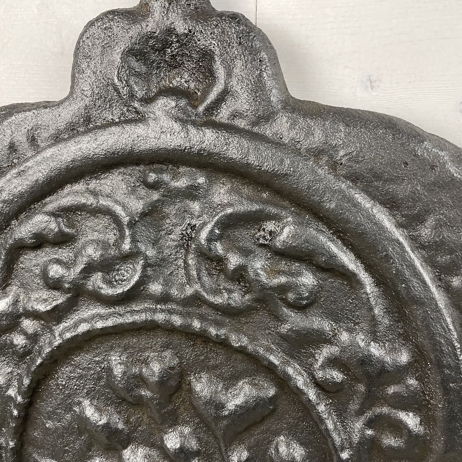 Antique Cast Iron Fire Back With Figure photo Home Fixtures