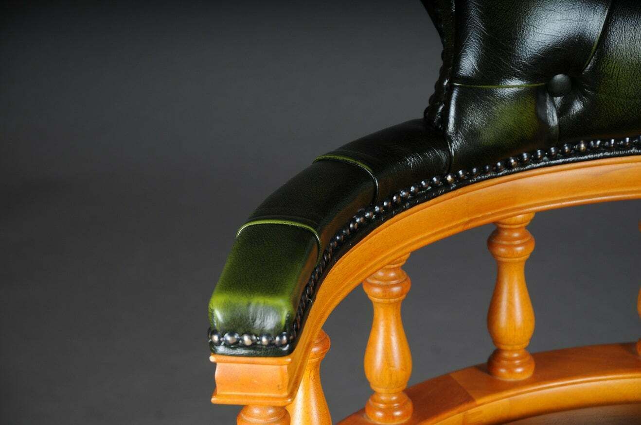 20th Century Captain Chair English Armchair Leather photo Furniture