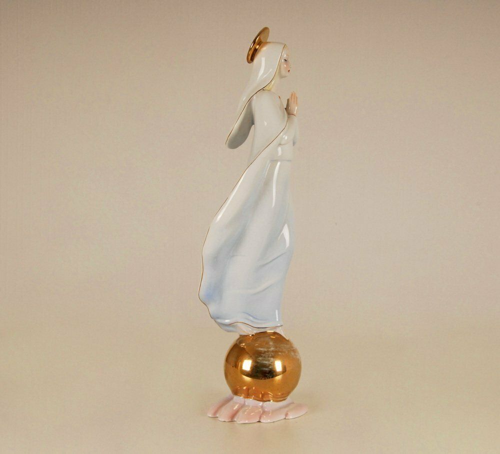 Italian Ceramic Porcelain Figurine Of Madonna By Giovanni Ronzan photo for sale