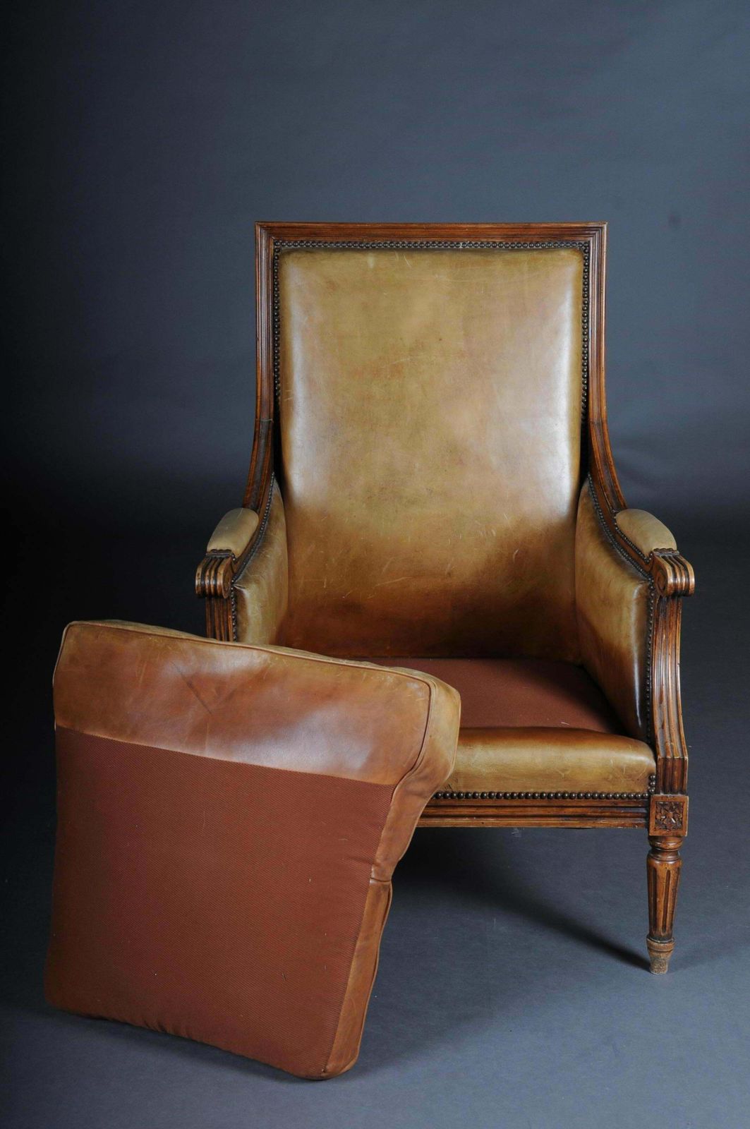 Armchair English Leather From, 19th Century Mahogany photo vintage