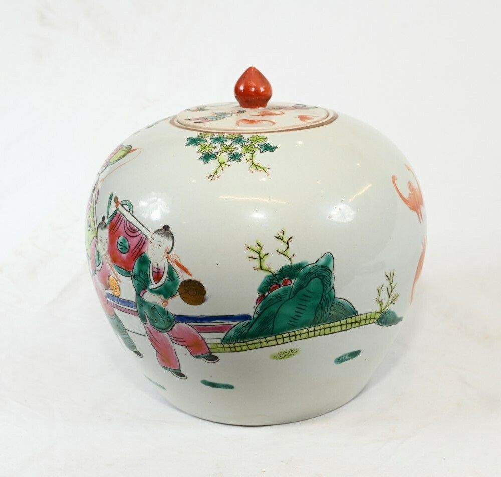 Chinese Porcelain Lidded Pot Famille Vert photo Home Decor