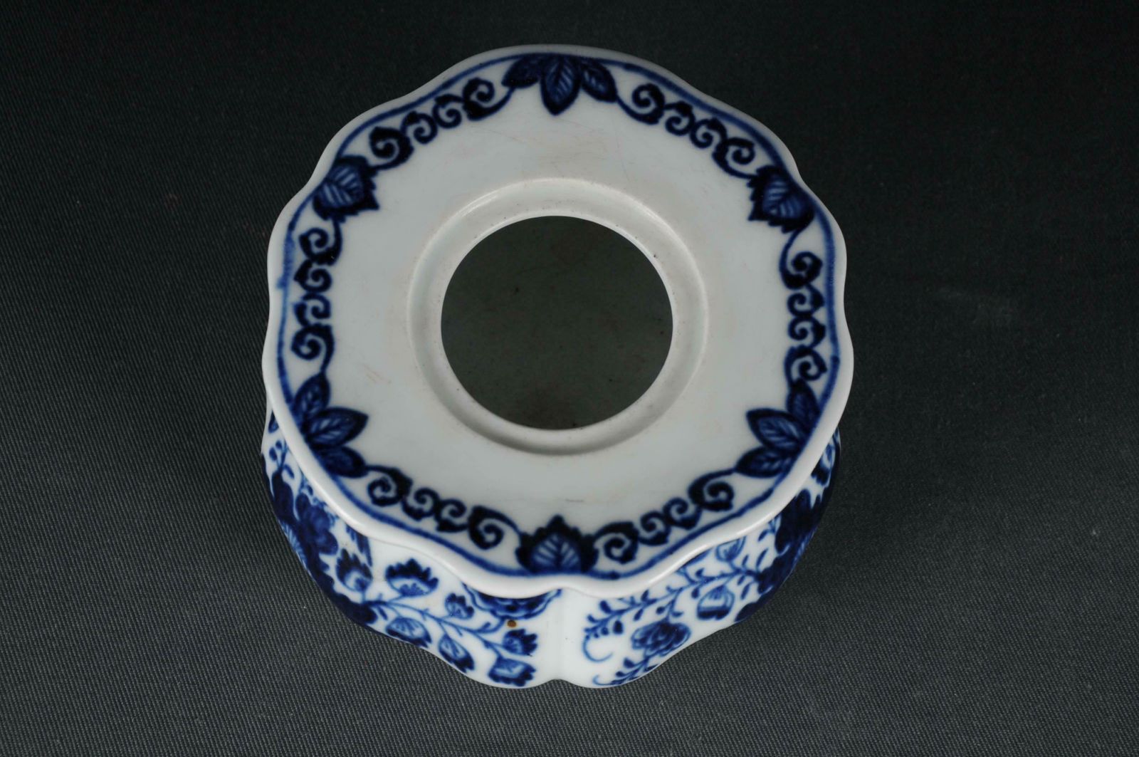 18th Century Meissen Ink Mug In Blue Painting, Circa 1750 photo Home Decor