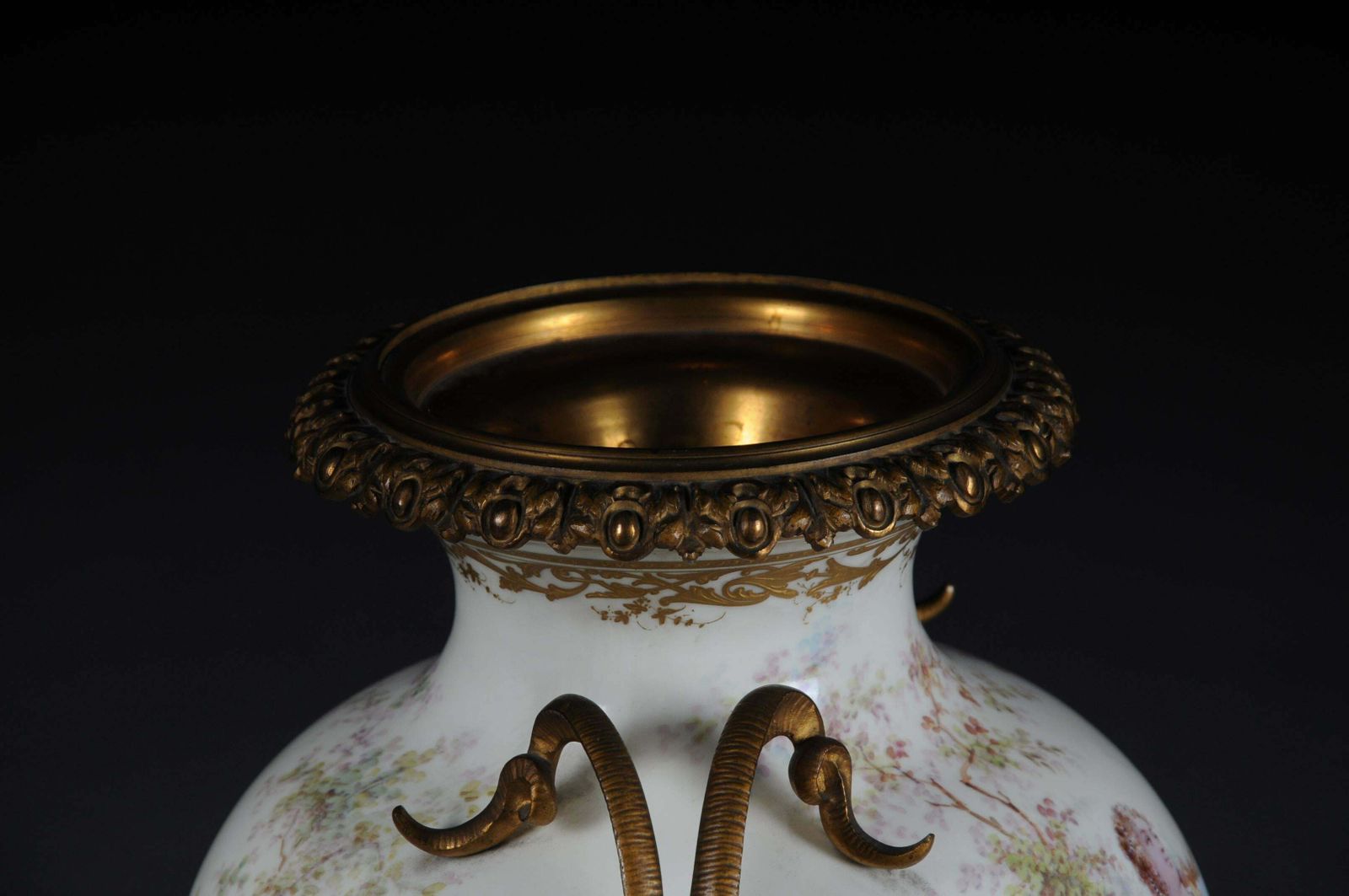 19th Century Monumental Sèvres Pomp Vase With Bronze Mounting photo 4023.0