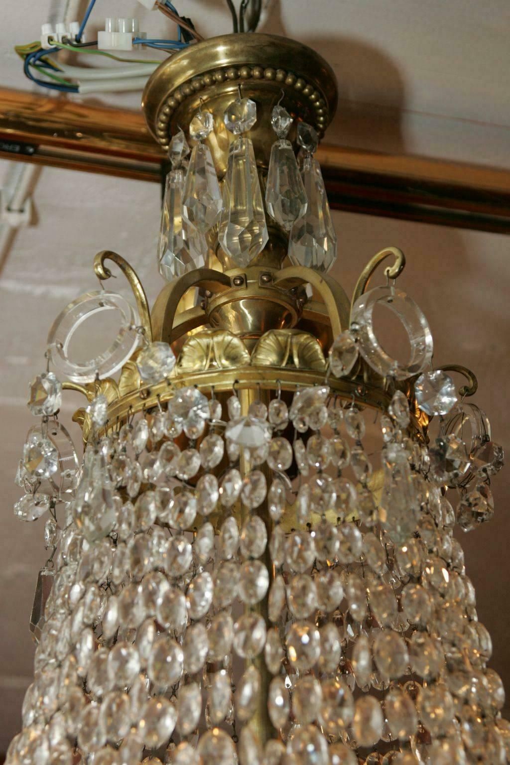 19th Century Biedermeier Basket Chandelier photo Lighting