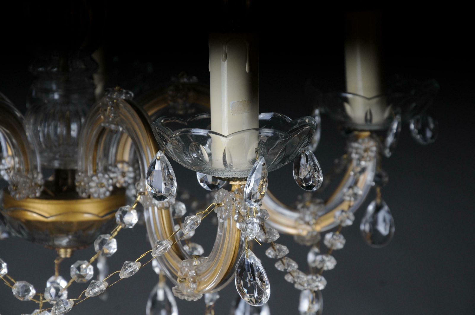 photo vinterior 20th Century Beautiful Maria Theresia Chandelier Lamp