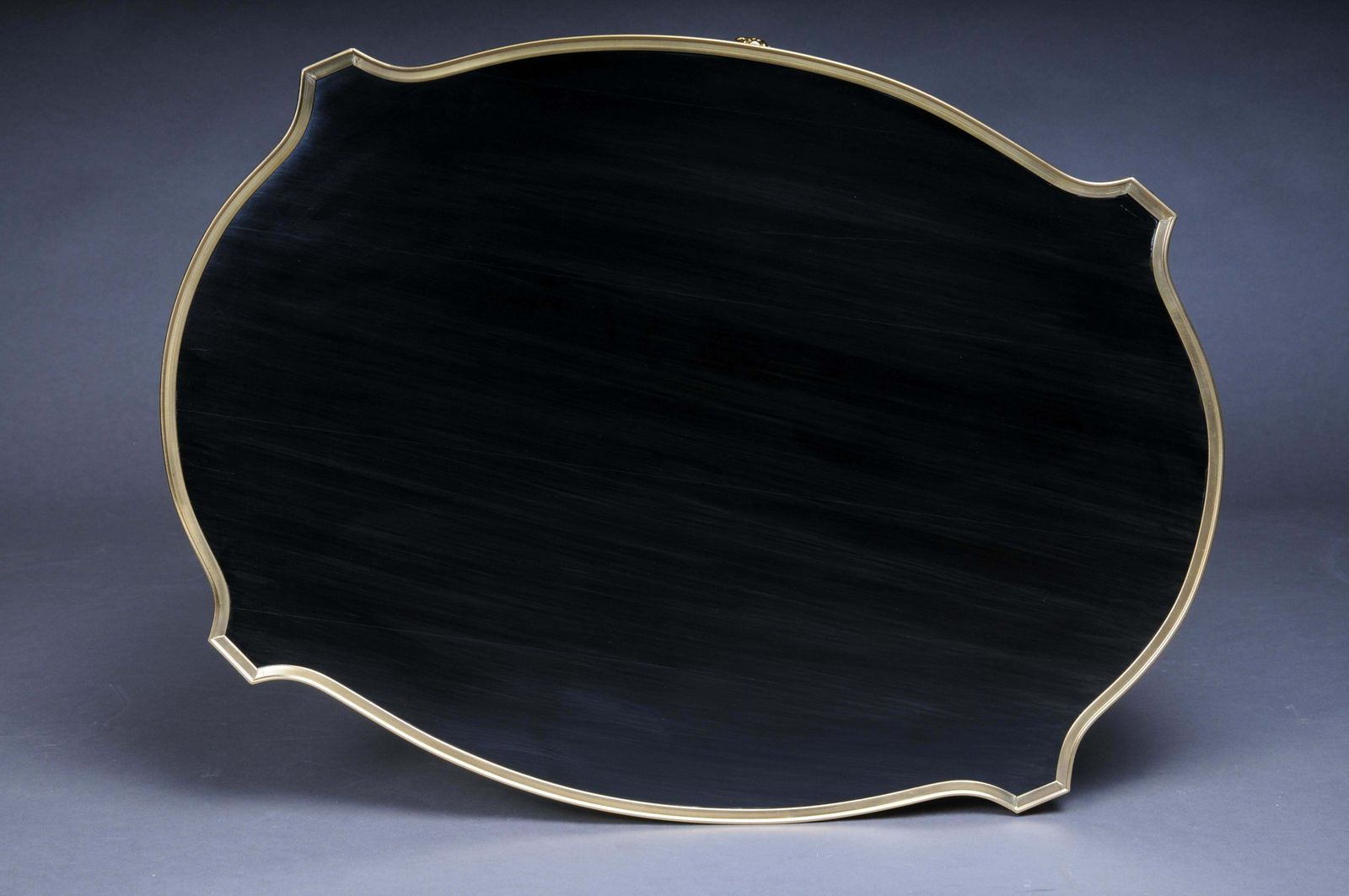 photo vinterior 20th Century Royal Side Table After Francois Linke, Paris, Black Gold