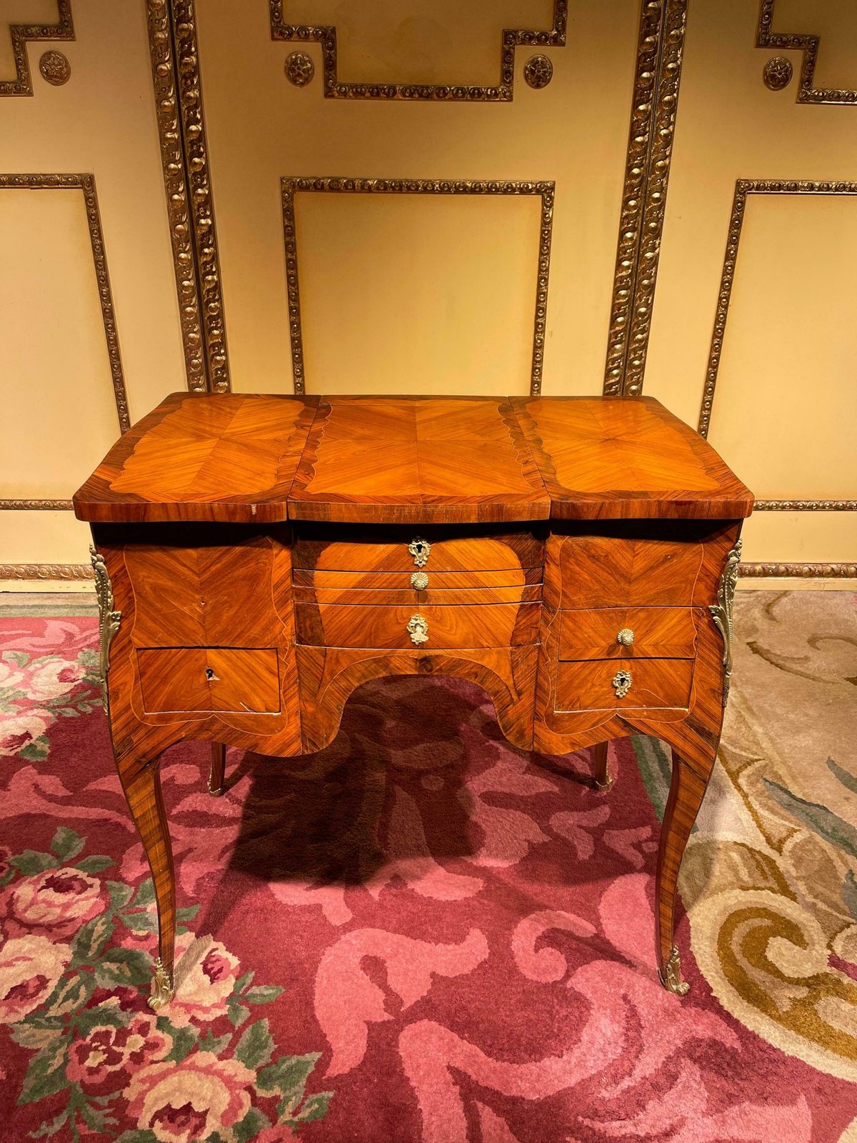 20th Century Louis XV Style Poudreuse / Desk, Paris Around 1900 photo furniture