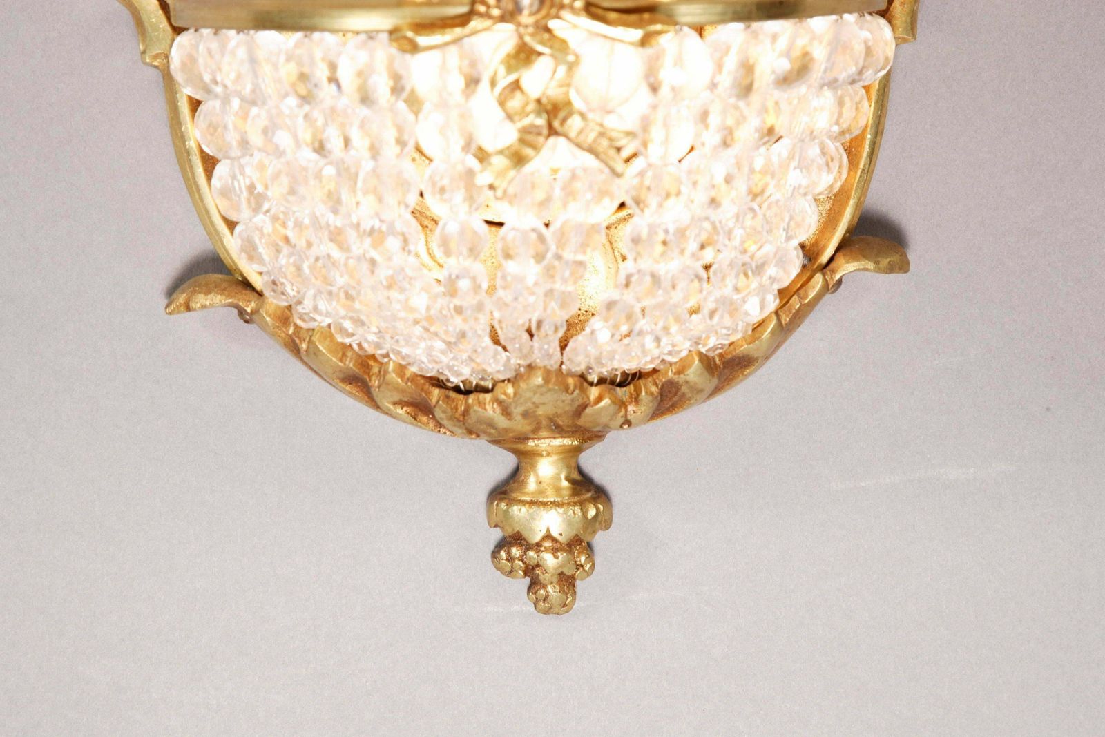 20th Century Louis XVI Style Basket Applique Wall Lamp photo vinterior