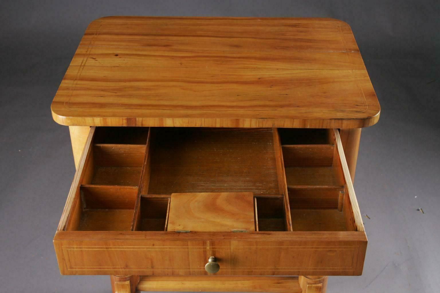 19th Century South German/West German Biedermeier Sewing Table photo vinterior
