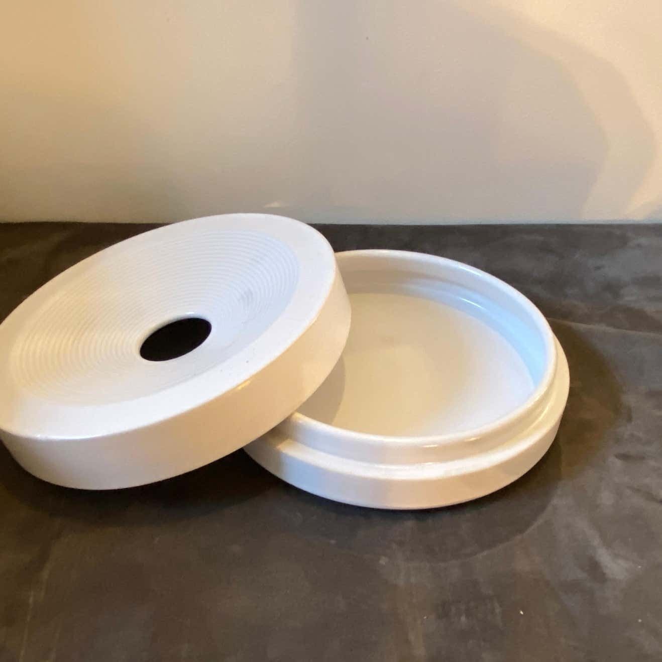 1980s Mangiarotti Style Modernist White Ceramic Round Italian Ashtray photo Home Decor