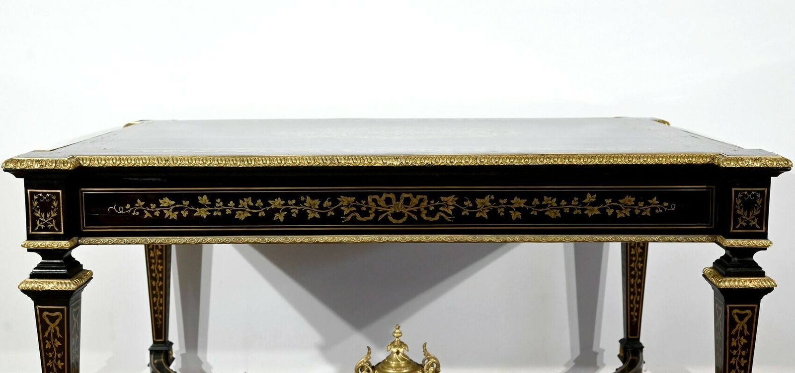 photo vinterior Important Bureau All Faces In Blackened Poirier, Napoleon III Period   Mid 19th Century