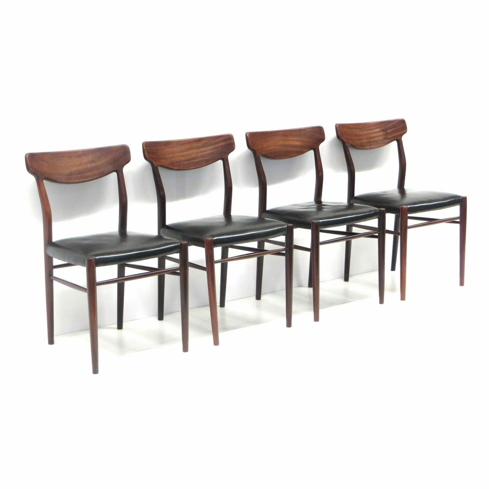 Set Of Four Danish Design Chairs By Harry østergaard From The 1960s