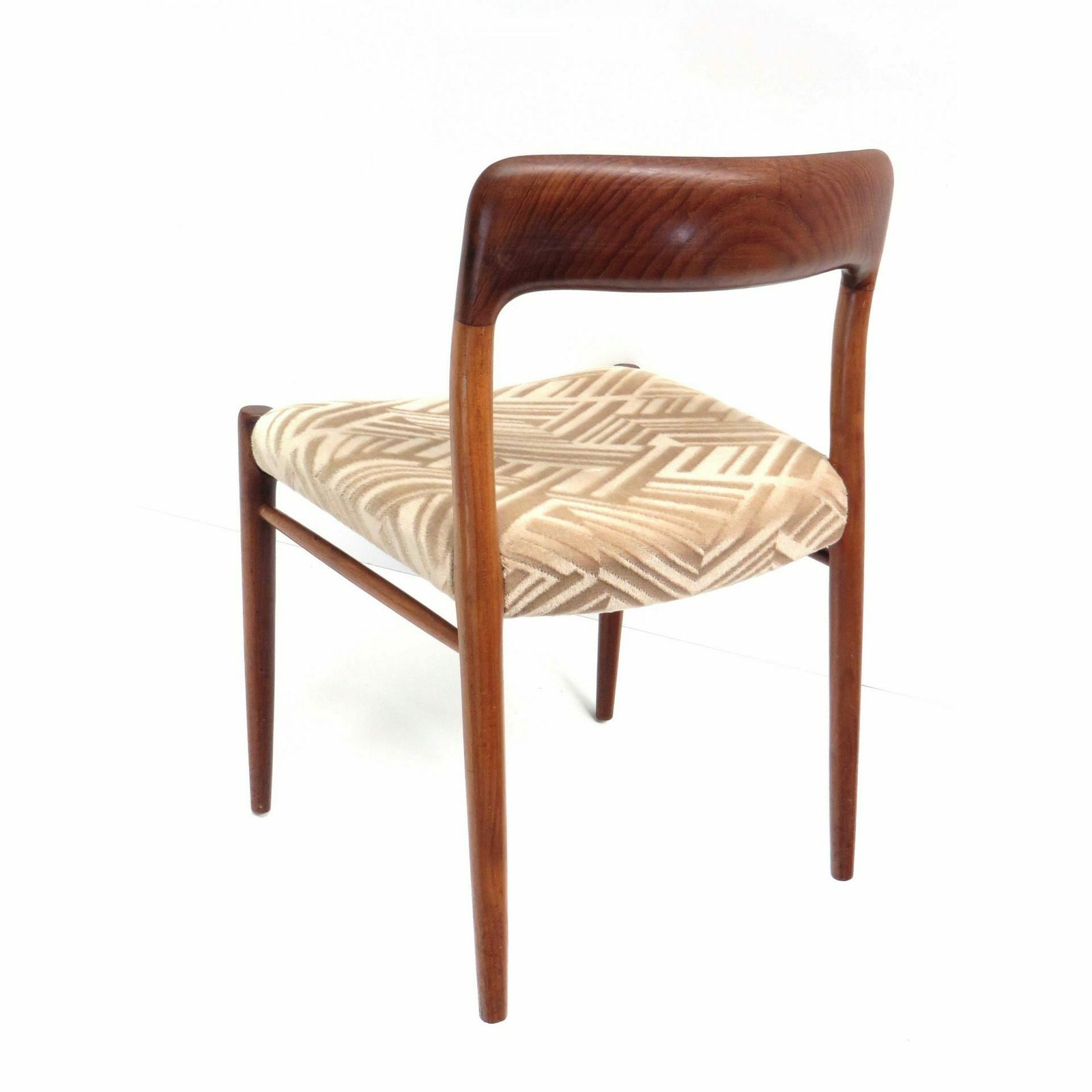 Set Of 6 Model 75 Chairs Designed By Niels Möller From The 1960s photo furniture
