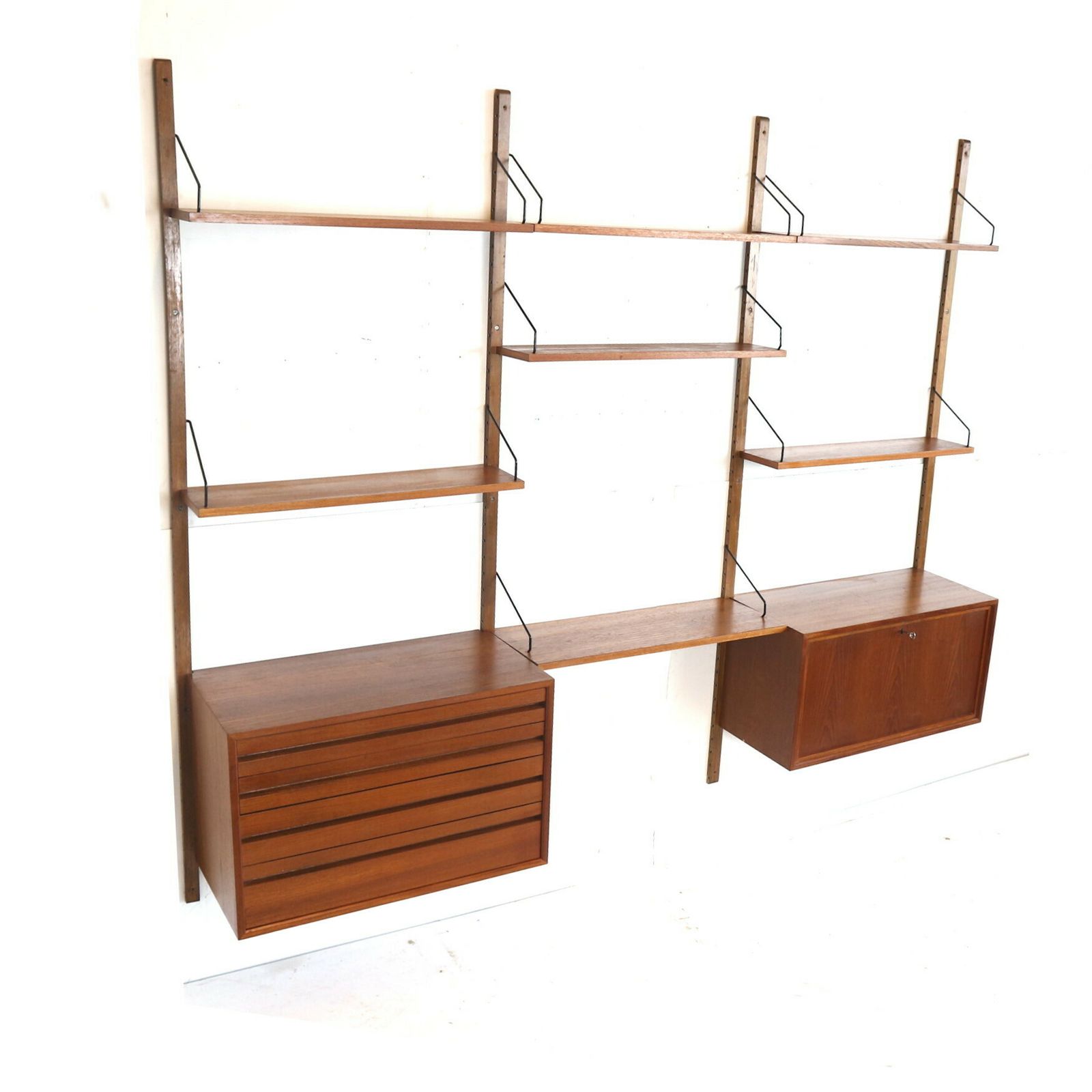 Large Vintage Wall System By Poul Cadovius Made In The 1960s photo for sale