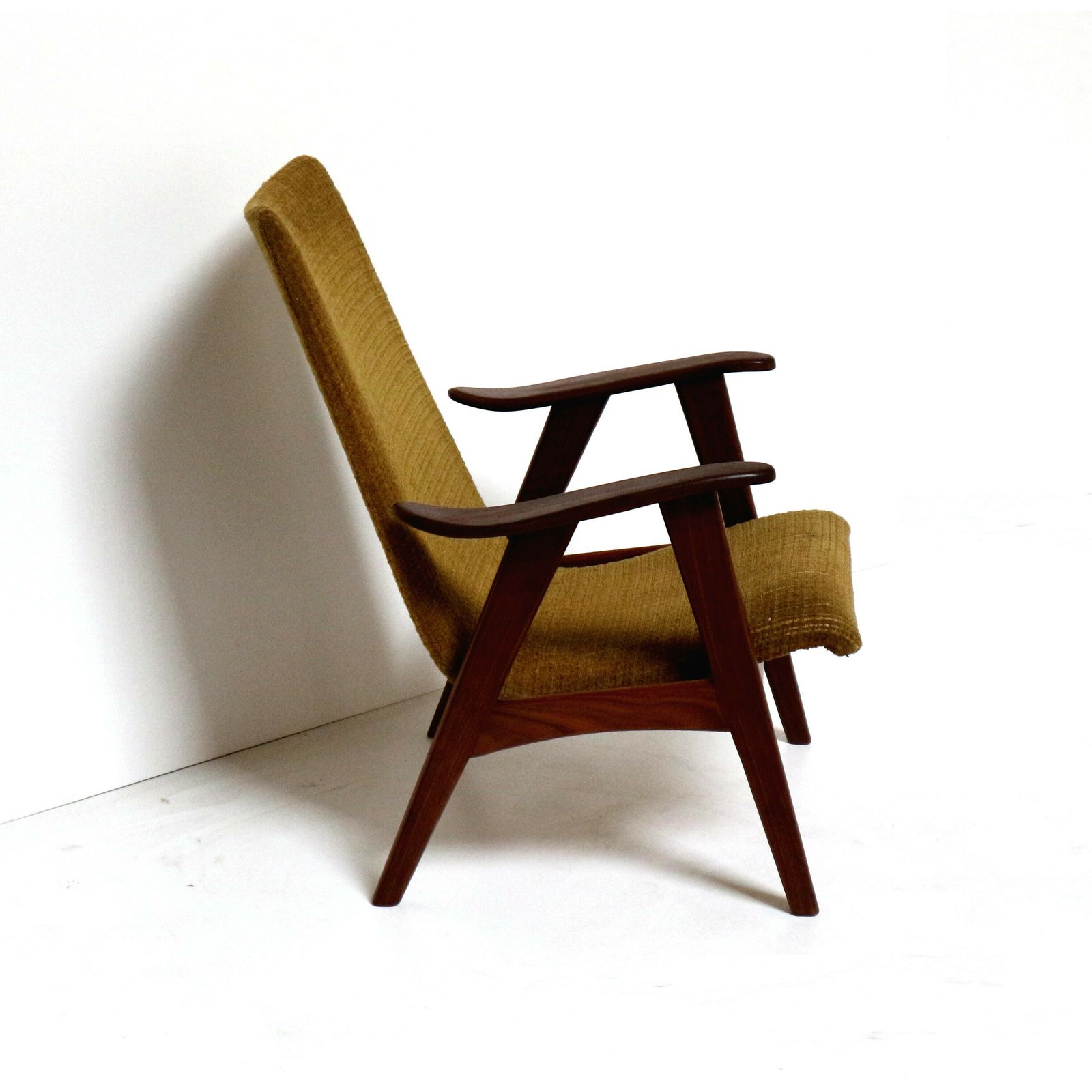 Vintage Men's Armchair Designed By Louis Van Teeffelen For Wébé In The 1960s photo for sale