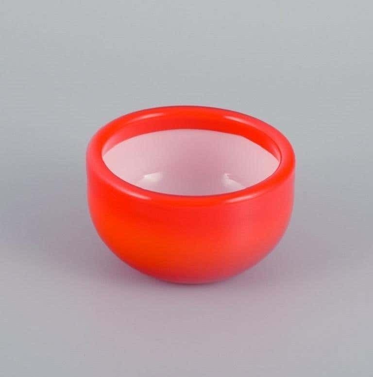 Michael Bang For Holmegaard, Four Glass Bowls In Orange And White Art Glass photo Home Decor