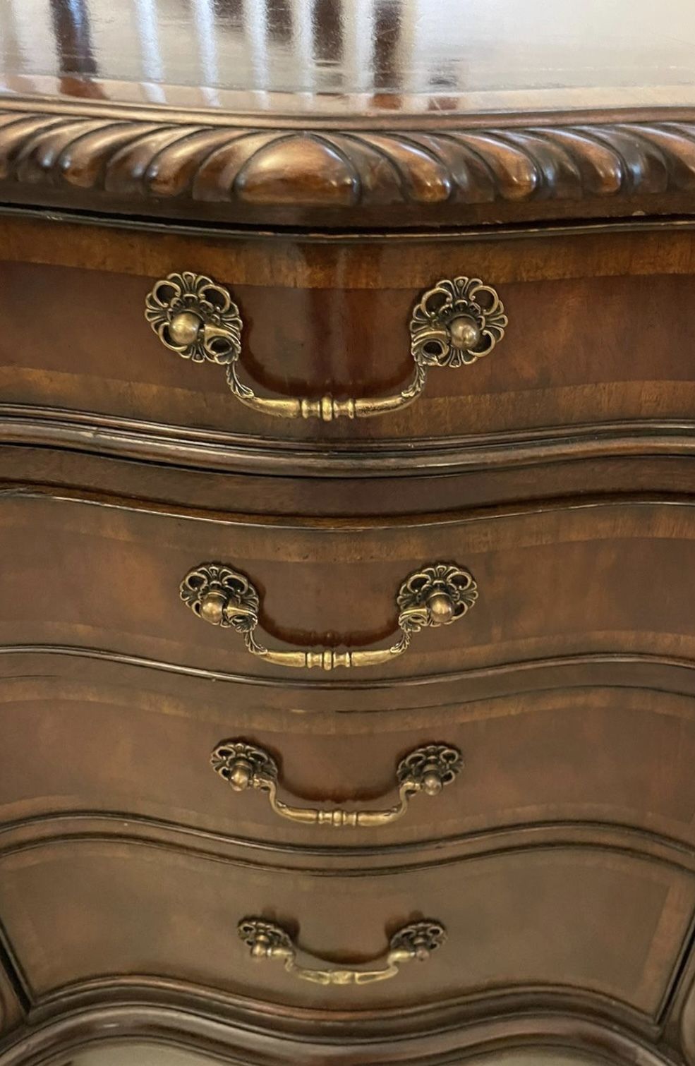 photo vinterior Outstanding Quality Large Antique Carved Figured Mahogany Serpentine Shaped Partners Desk
