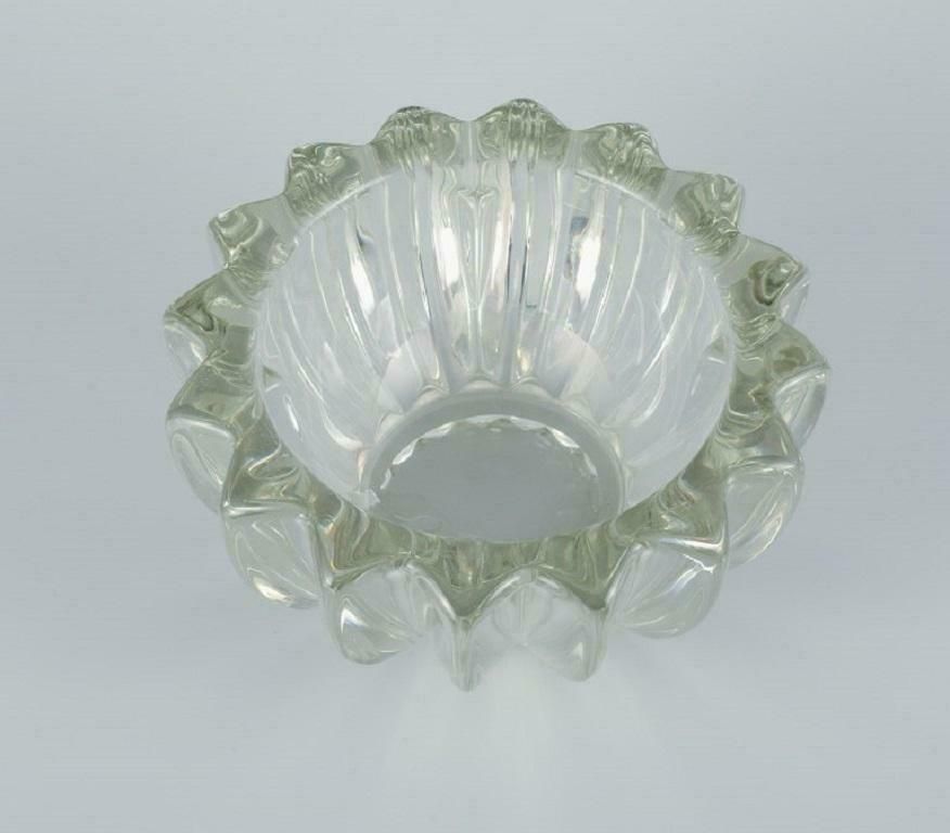 Pierre Gire 1901 1984 Aka Pierre Daesn. Large Bowl In Clear Art Glass photo for sale