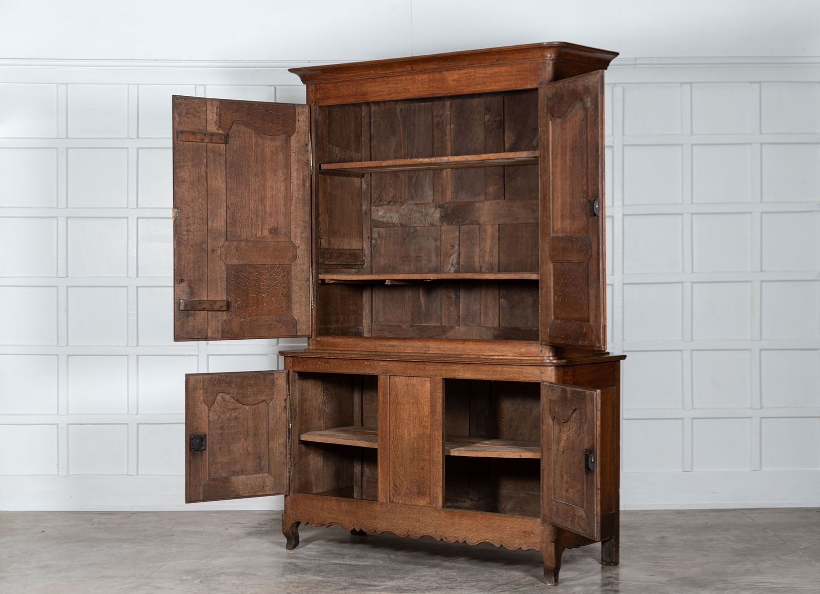 Large French 19thc Oak Buffet Deux Corps photo vinterior