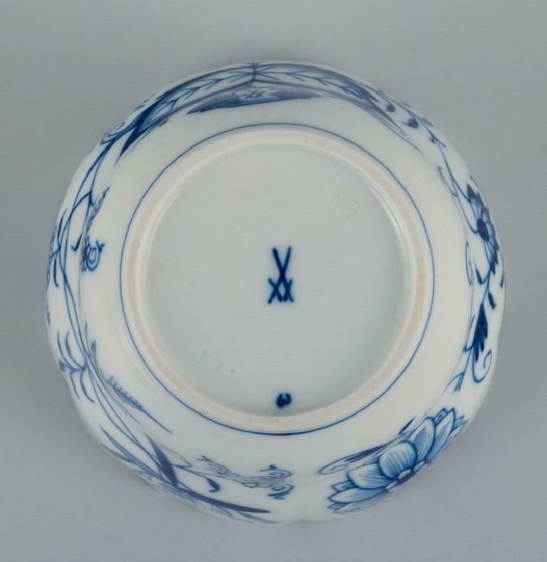 Meissen, Three Pieces Blue Onion, Cup Without Handle, Low Cup And Small Plate photo buy