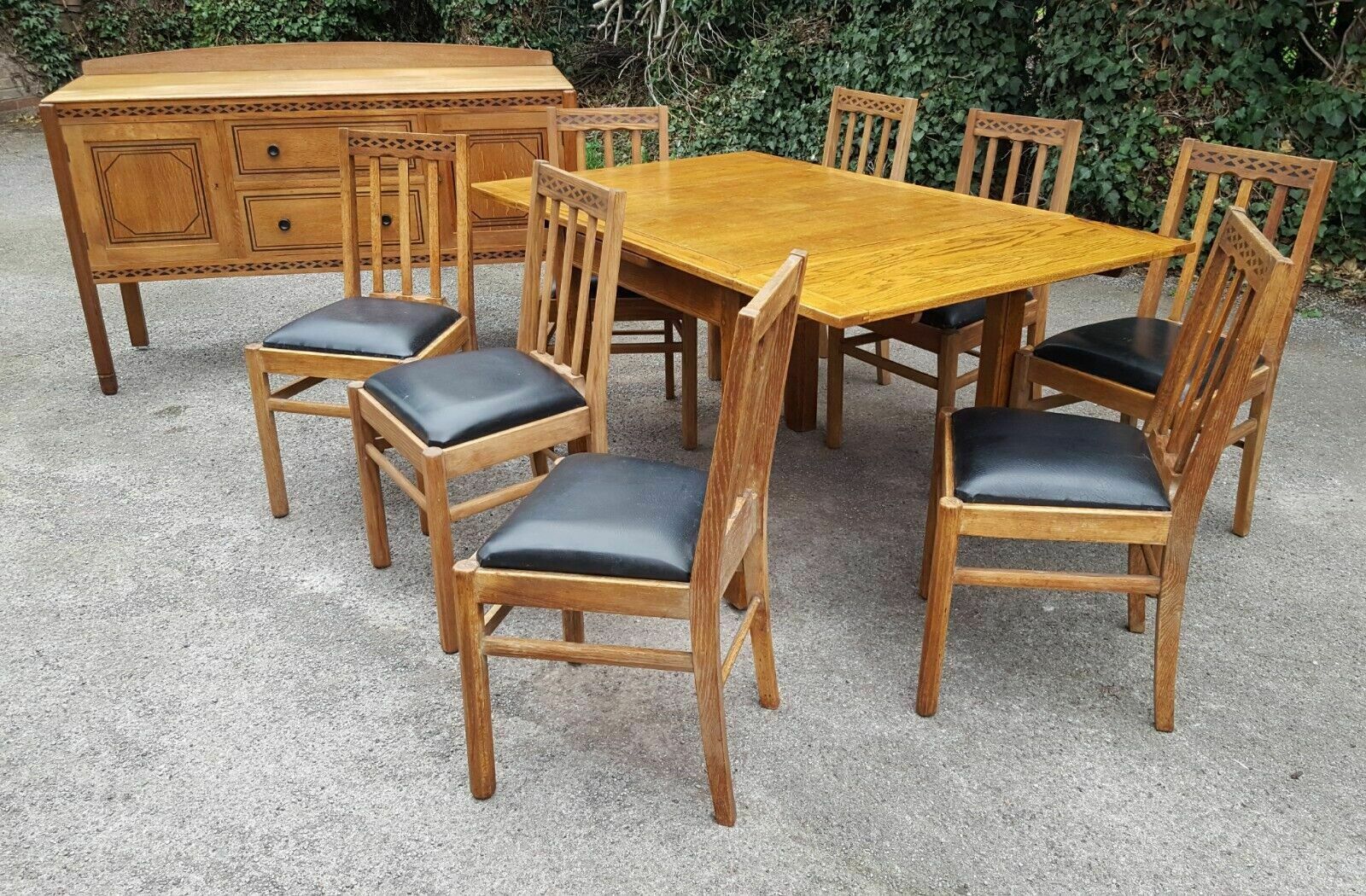 Arts & Crafts Cotswold School Dining Room Suite Heal's Gordon Russell photo 3795.0