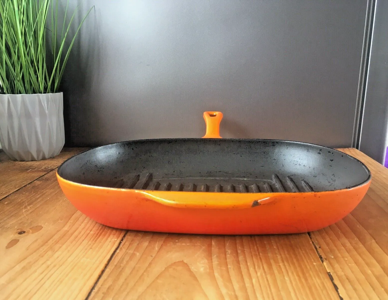 Oval Le Creuset France Orange Enamel Cast Iron Lip Frying Grill Pan Skillet photo vinterior