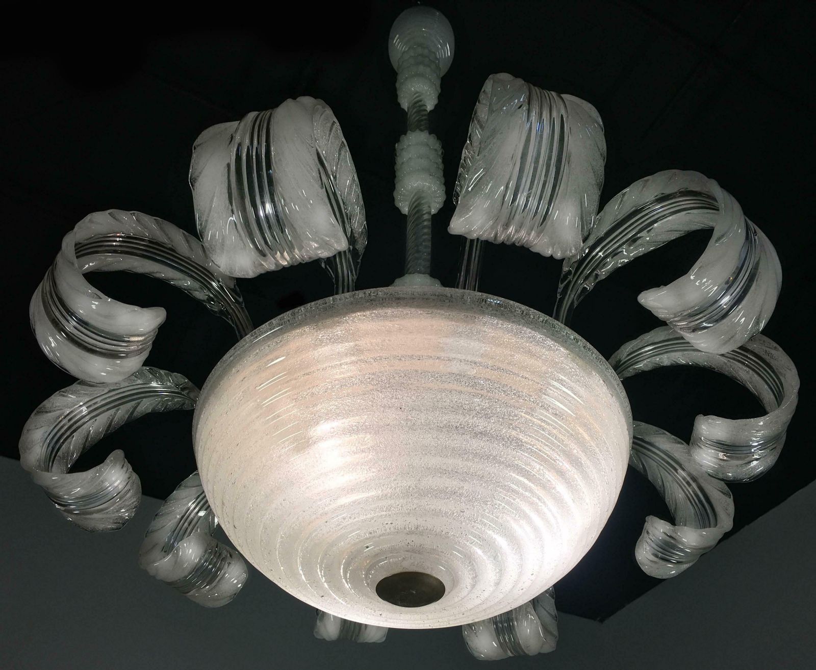 Midcentury Italian Pulegoso Glass Chandelier By Barovier & Toso, Murano, 1940 photo furniture
