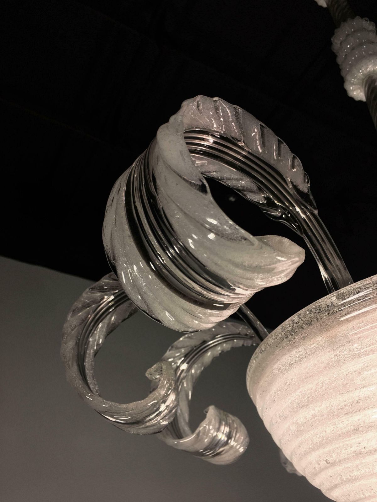 photo vinterior Midcentury Italian Pulegoso Glass Chandelier By Barovier & Toso, Murano, 1940