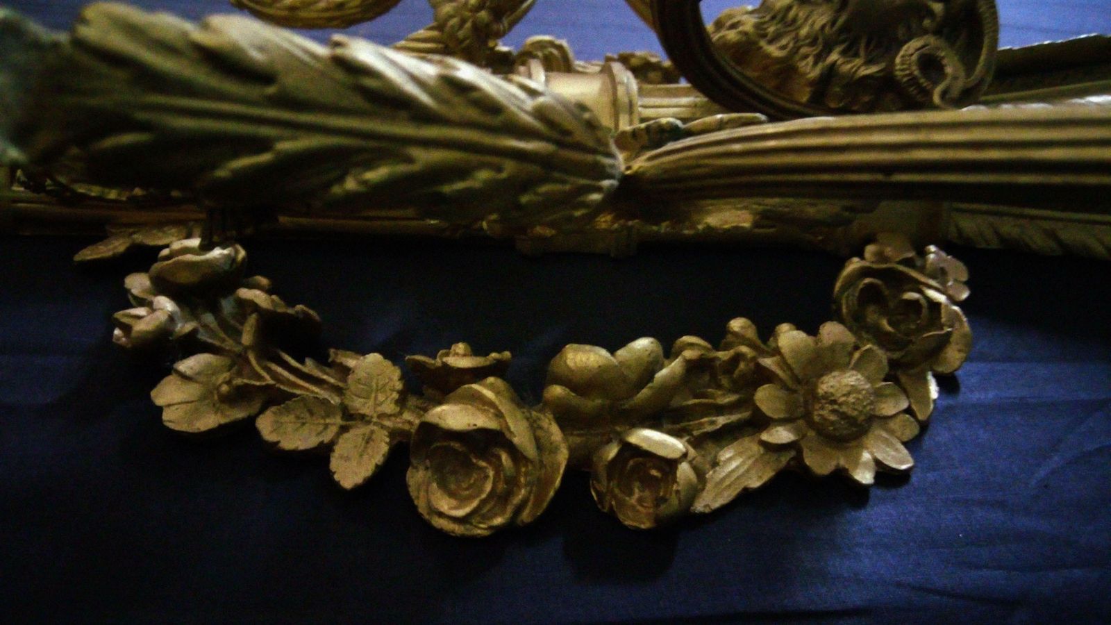 photo buy Pair Of Louis XVI Gilded Golden Gilded Bronze Sconces With Five Lights