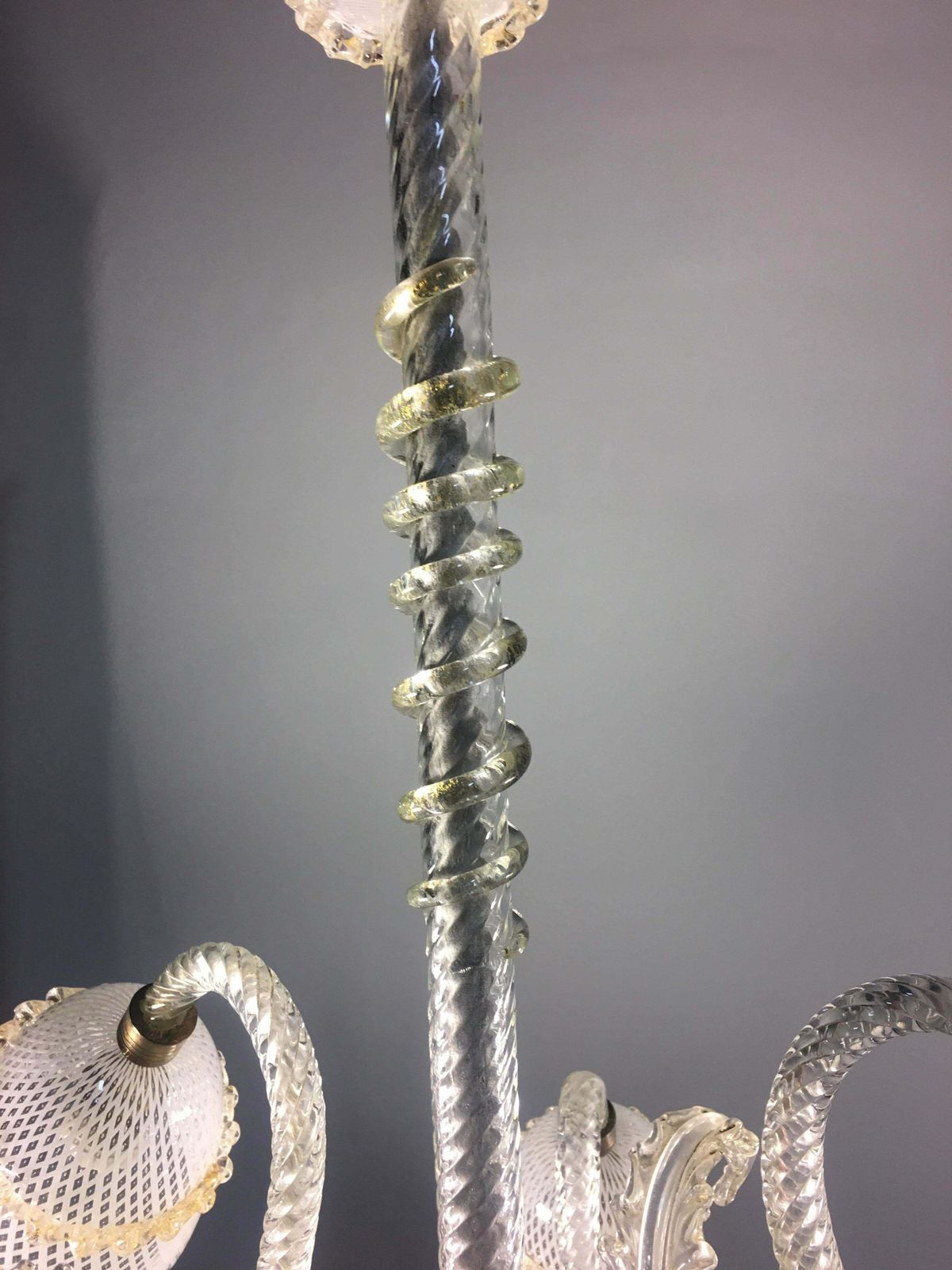 photo for sale Chandelier "Reticello" Gold Inclusions Attributed To Seguso. Murano, 1940