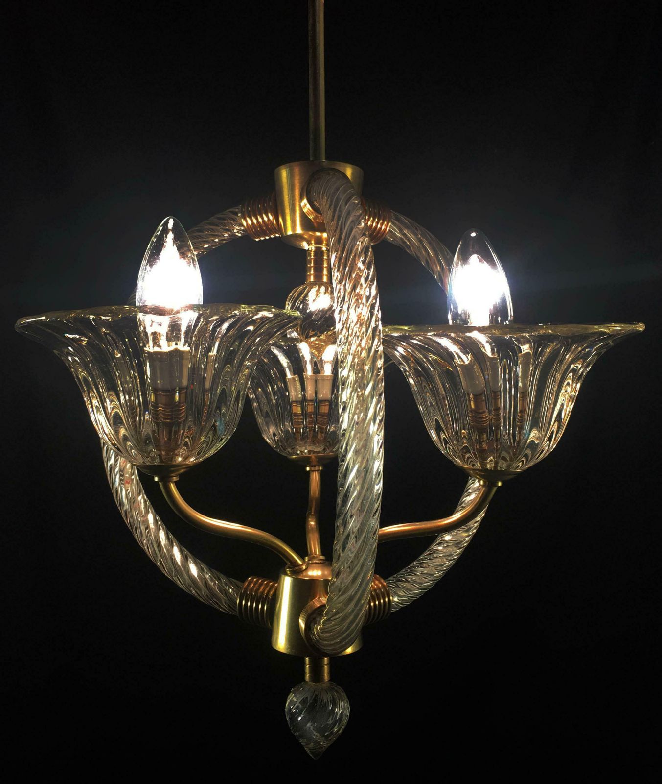 photo vintage Charming Italian Chandelier By Barovier And Toso  Murano 1940