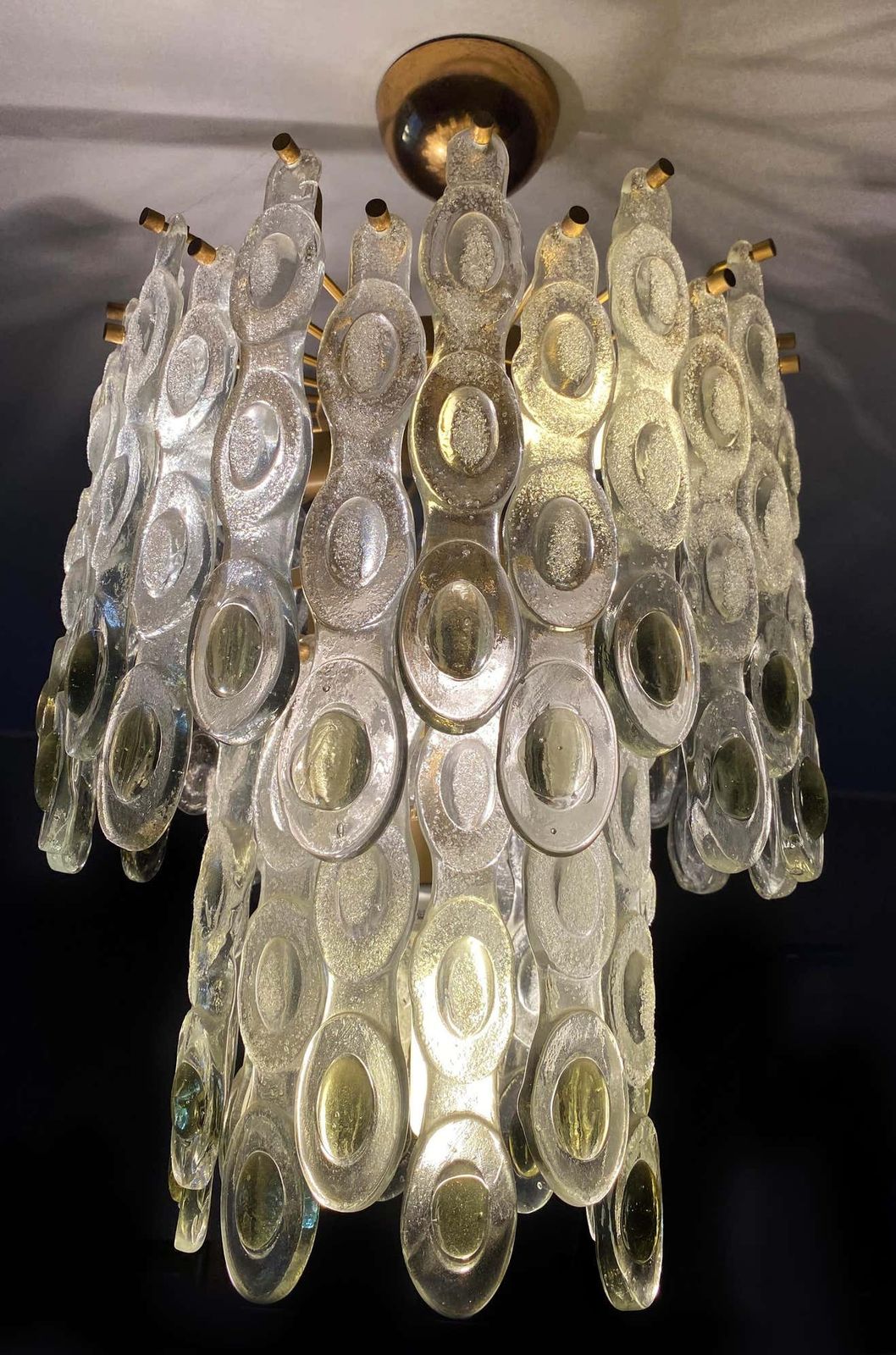 photo furniture Sumptuous Italian Glass Chandelier, Murano, 1970