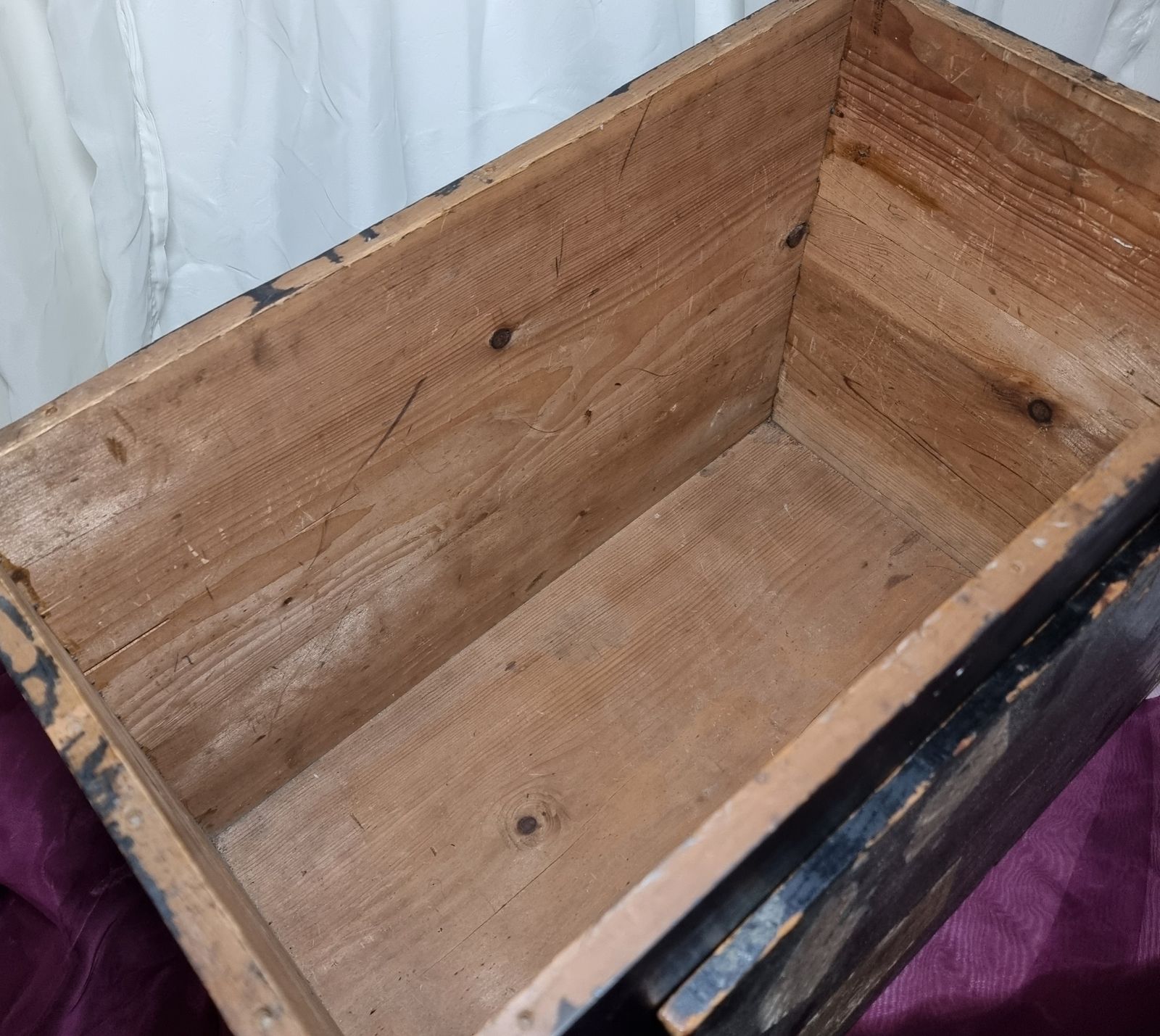 150.0 1930s Cabin Box From The Ss Tuscania With Original Labels photo