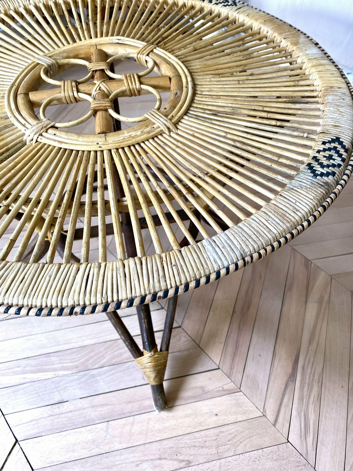 Original 1960s Peacock Rattan Tub Chair & Matching Table photo vinterior