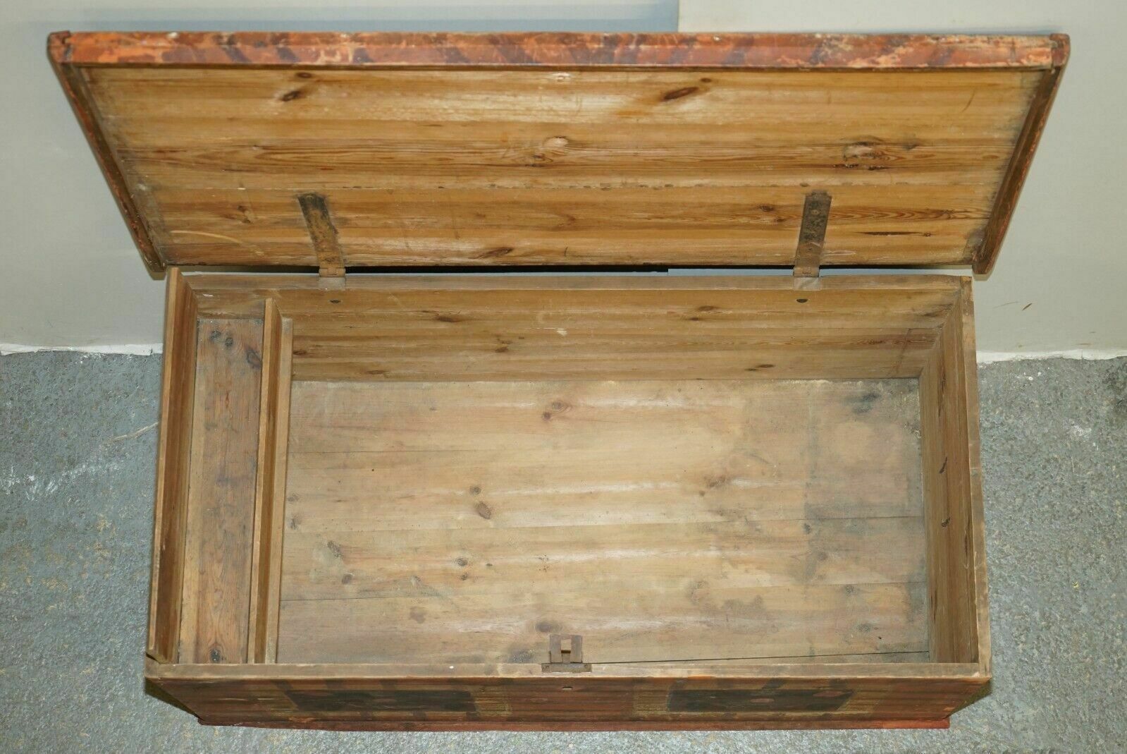 photo vintage 1875 Large Antique Original Paint Hungarian Blanket Chest Coffer Trunk