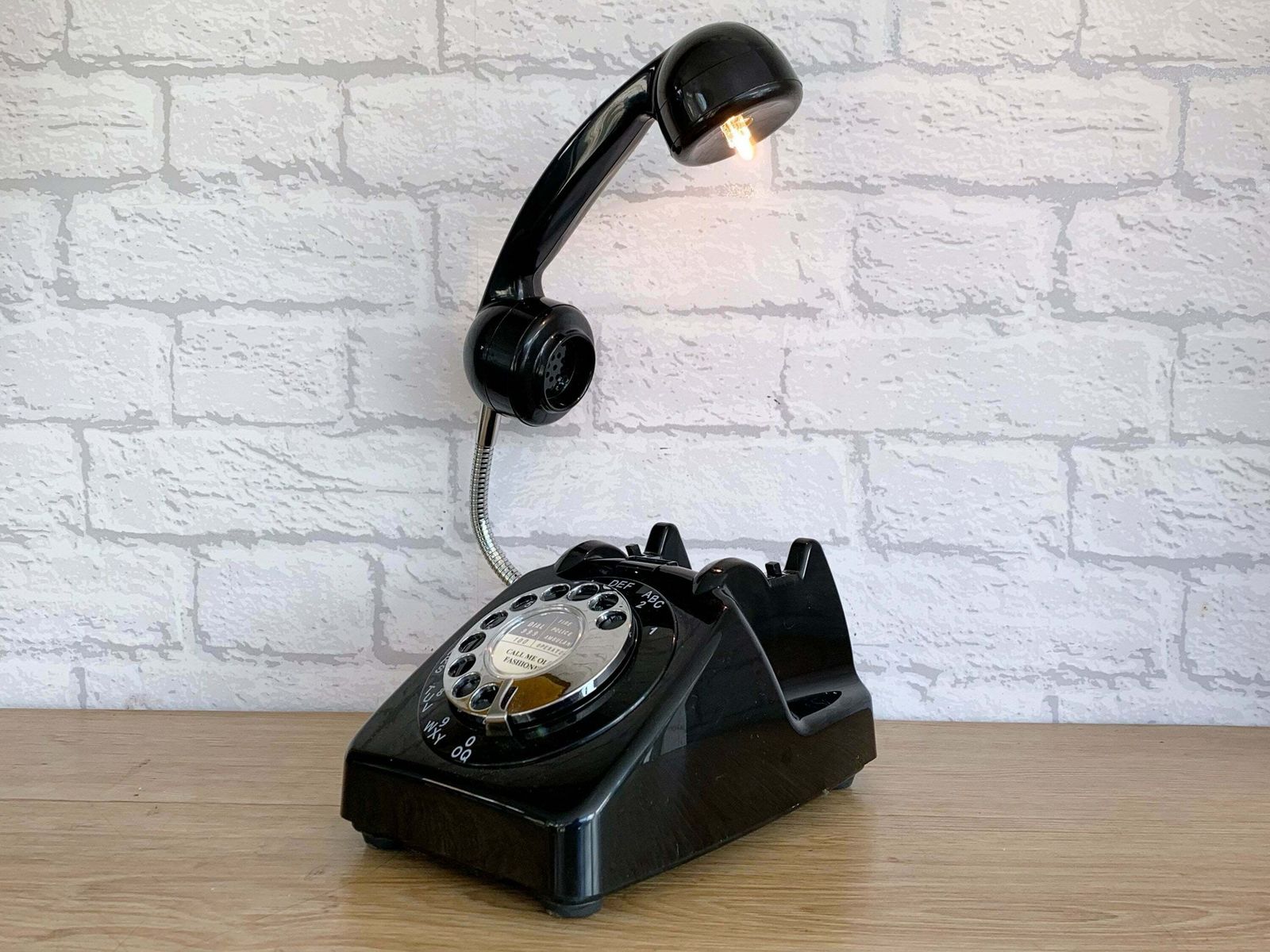 Retro Telephone Lamp Black / Chrome