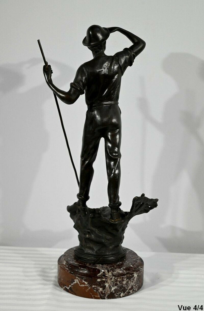 photo vintage Bronze “The Reaper”, Signed E.Aizelin – 2nd Part Of The 19th Century