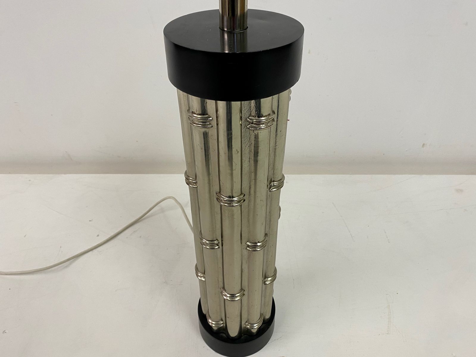 1970s Faux Bamboo Table Lamp photo vinterior